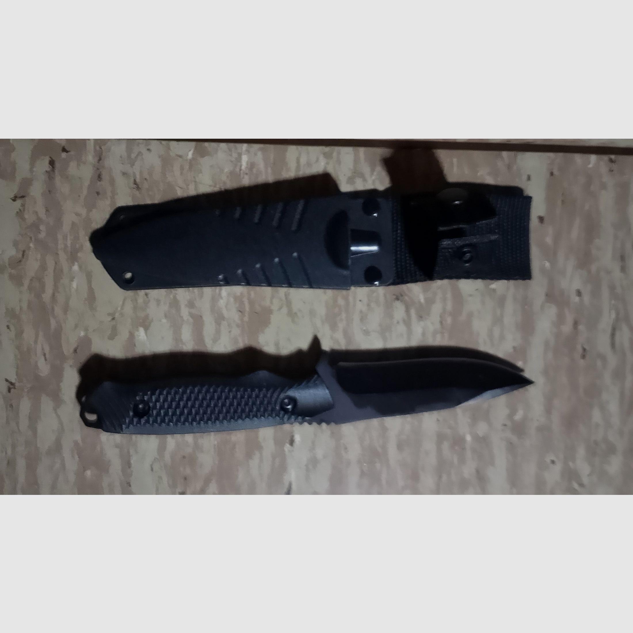 Outdoor Messer tauchen  stabiles Edelstahl Messer Camping klettern schwarz mit Messerscheide neuwertig aus Sammlung /2