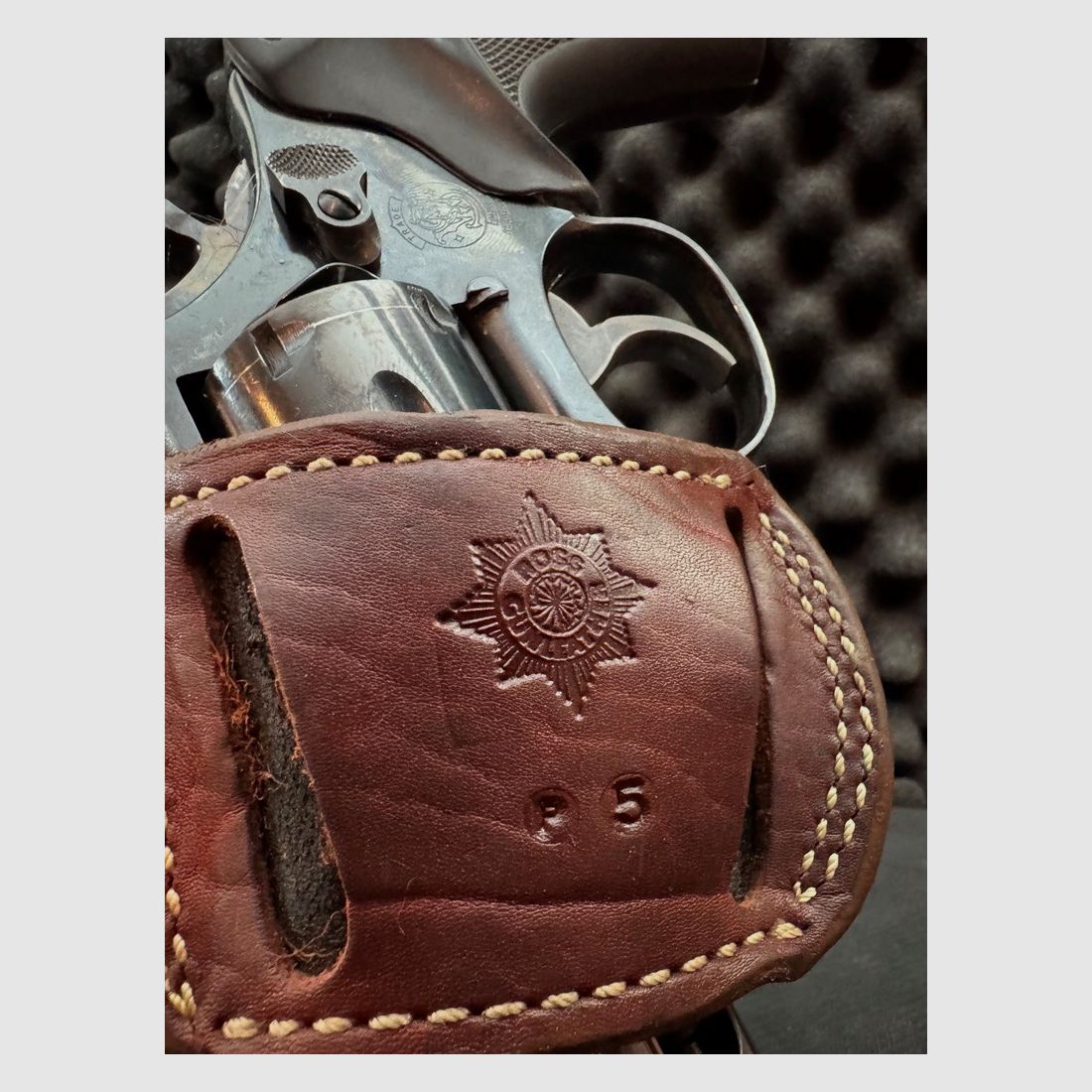 Schnllziehholster, Gürtelholster, Leder, Ross Gunleather, Wildleder, Revolver(?!), Markenholster
