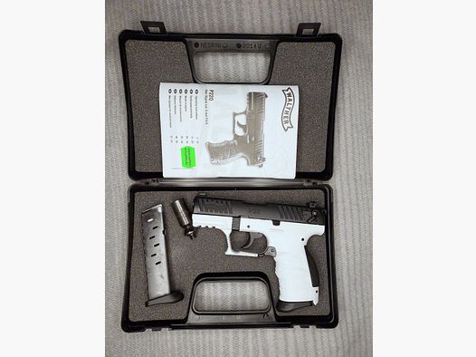 Pistola de fogueo Walther P22Q 9mm P.A.K. modelo especial CHESS (PTB 778) con 2 cargadores - como nueva! [P 22 q]