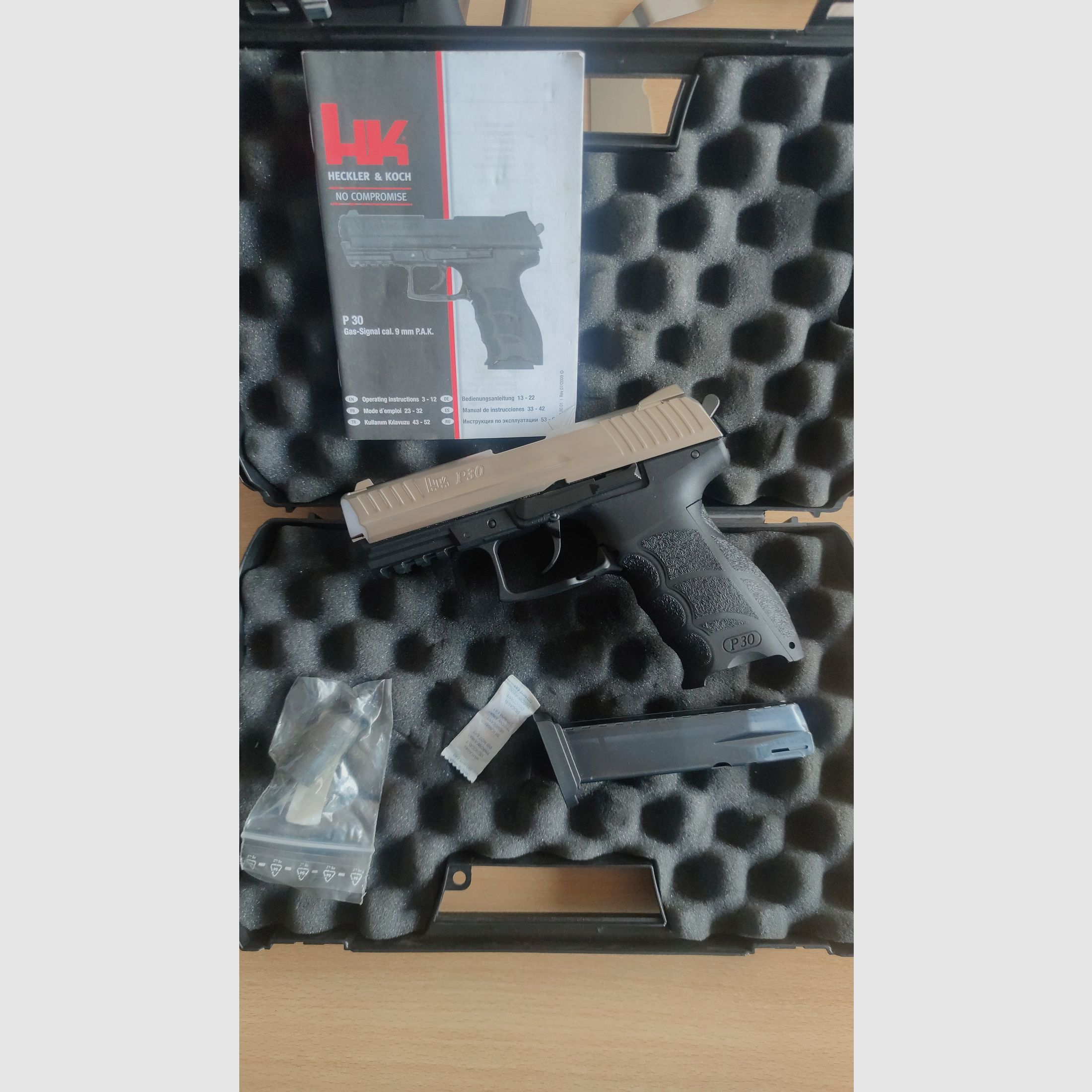 Heckler & Koch P30 Steel Finish 9 mm PAK 