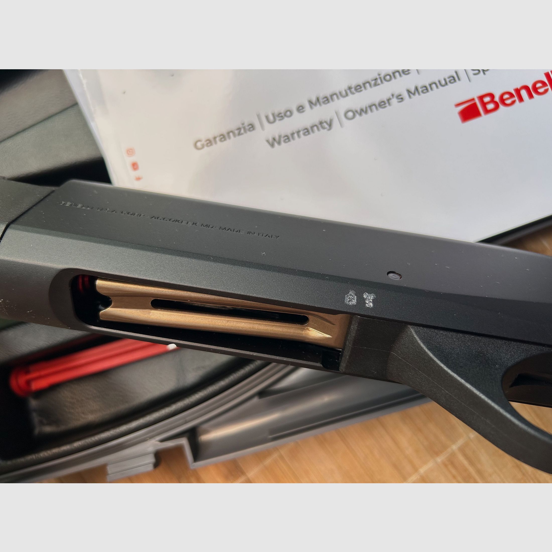 Benelli M2 ComforTech Black Flinte semi-automatisch 20/76 - 66cm *NEU* Zelfladende flinte semi-automatic shotgun 