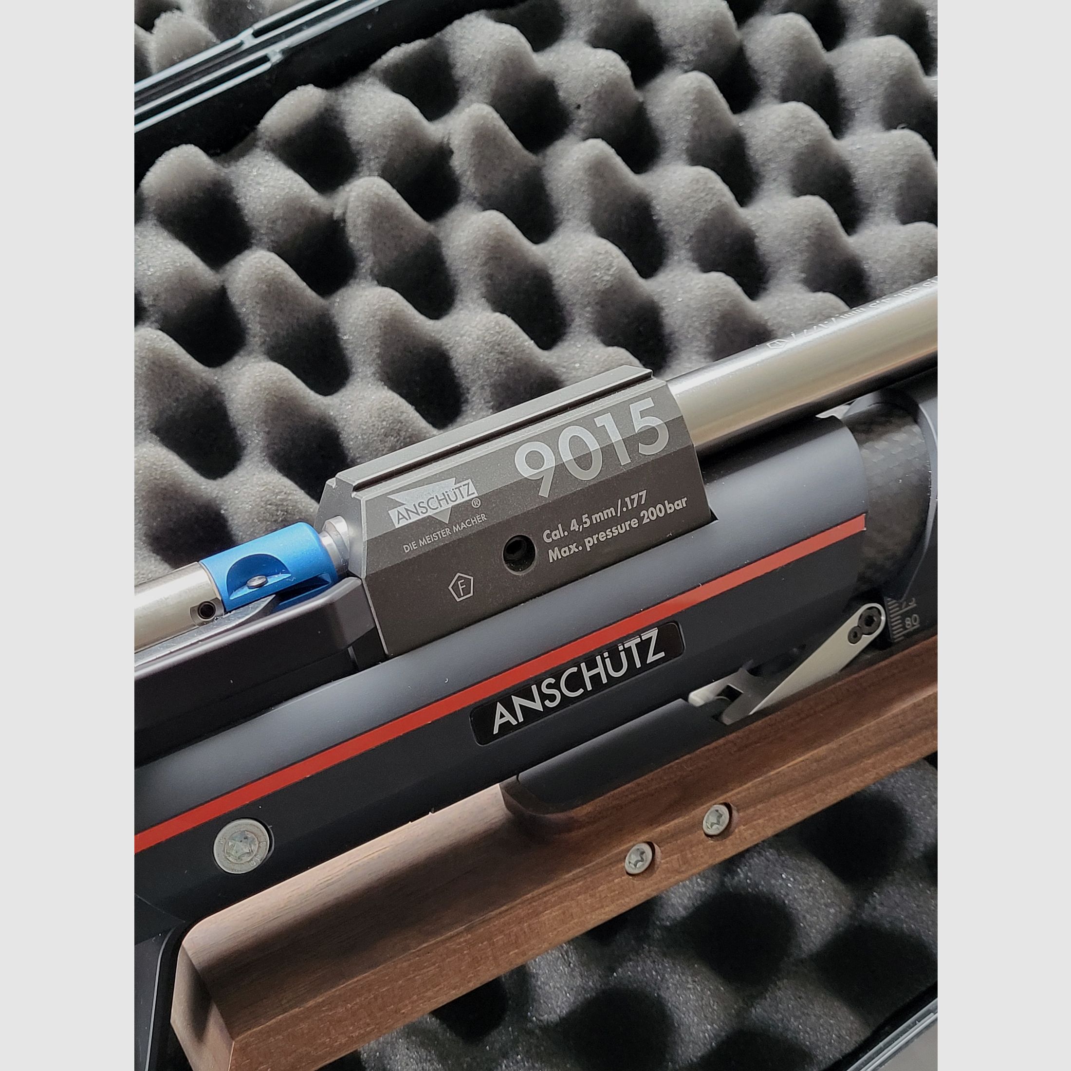 Anschütz 9015 ONE right-handed shooter