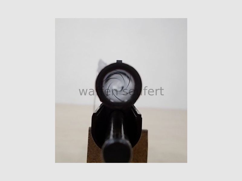 Smith & Wesson M39-2 Pistole