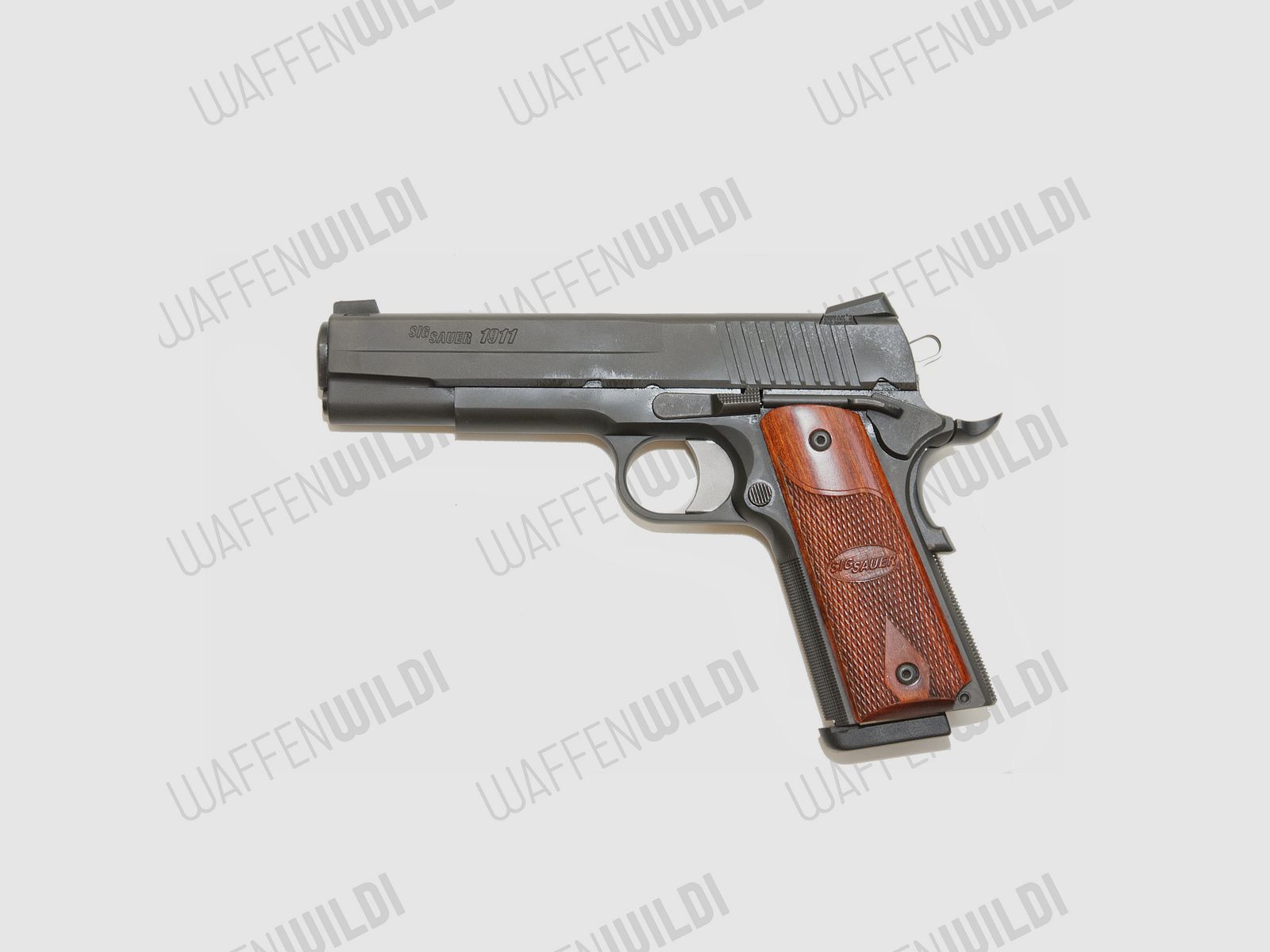SIG-Sauer 1911 Nitron .45 ACP
