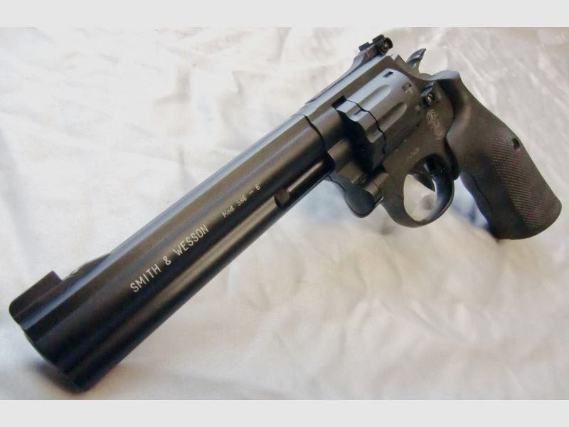 CO2-Revolver Smith & Wesson, Mod. 586, gut erhalten, incl. Zubehör, AB 1,--EUR STARTGEBOT!