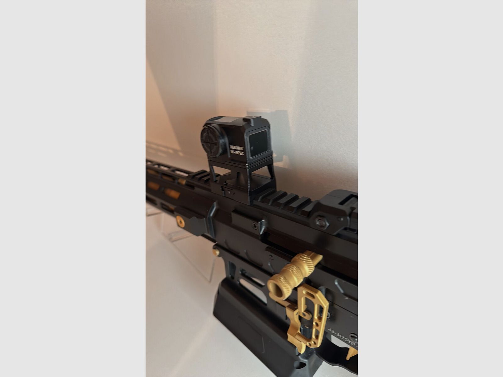 Huglu HUGLU SF GEWEER XR-8 PRO incl. Sight Mark Red Dot 12/76