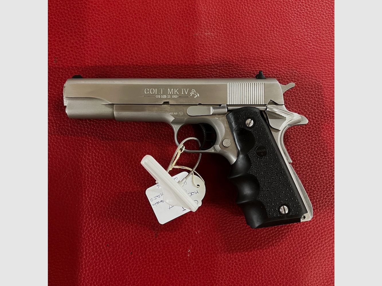 Colt MK IV Series 80, Bild 1 von 5