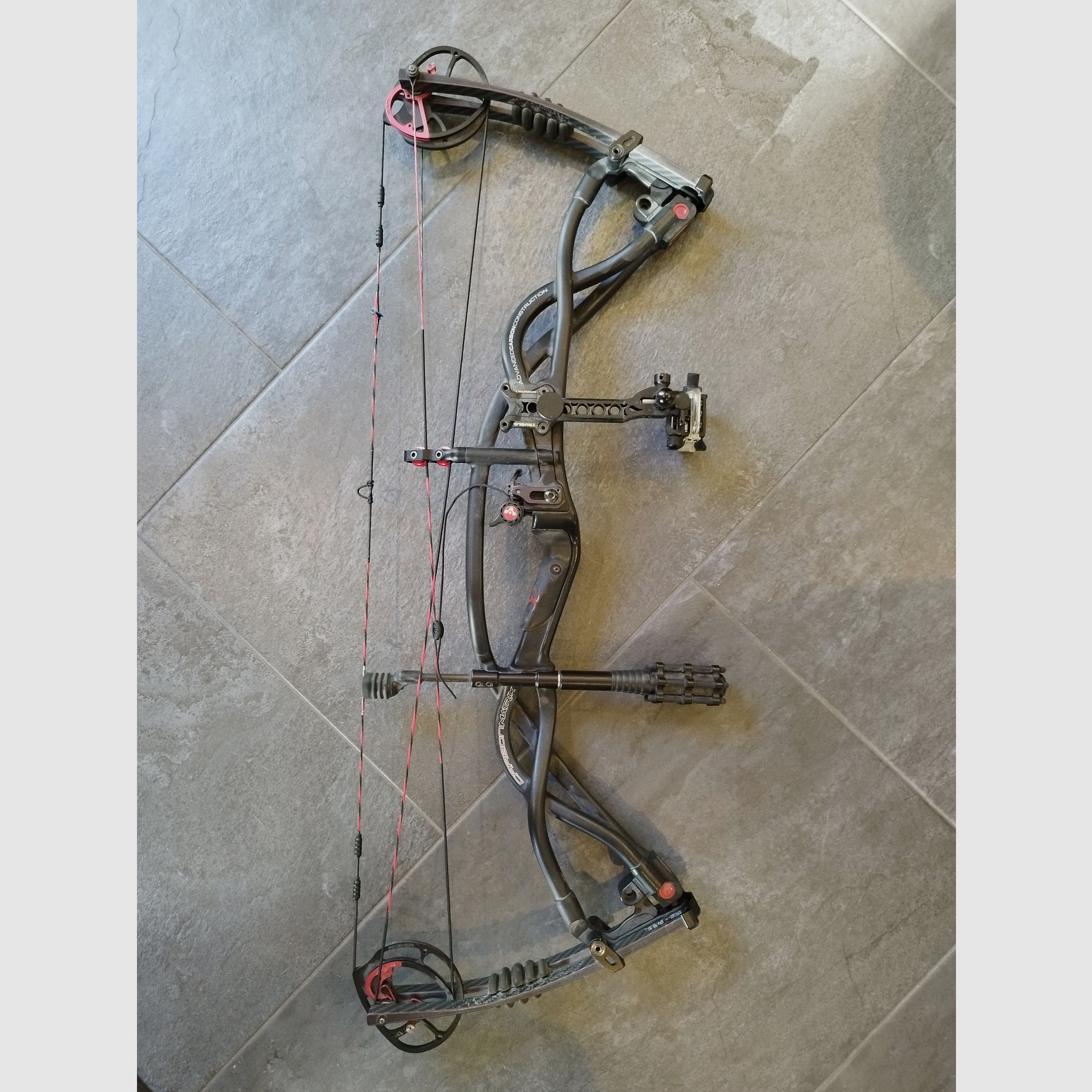 Hoyt Carbon Matrix RKT, image 2 of 12
