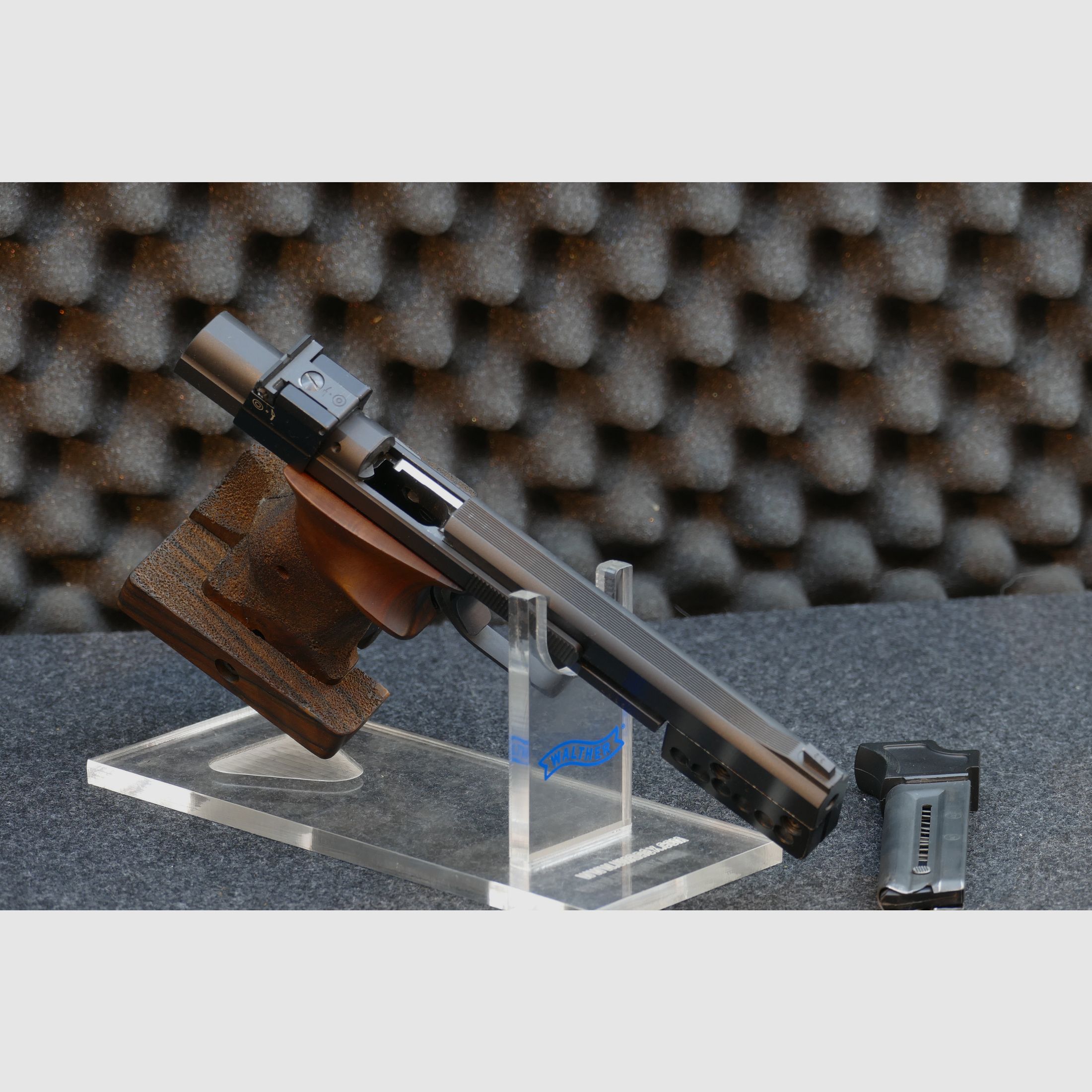 Hämmerli 208S (last version, square trigger guard) – .22 LR