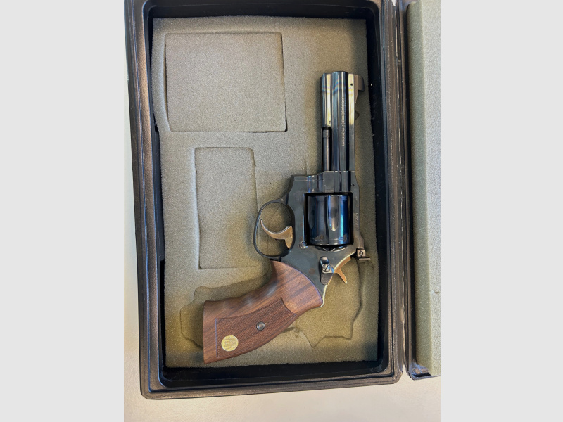 Revolver Manurhin MR73 5" .357 Magnum 6 Schuss