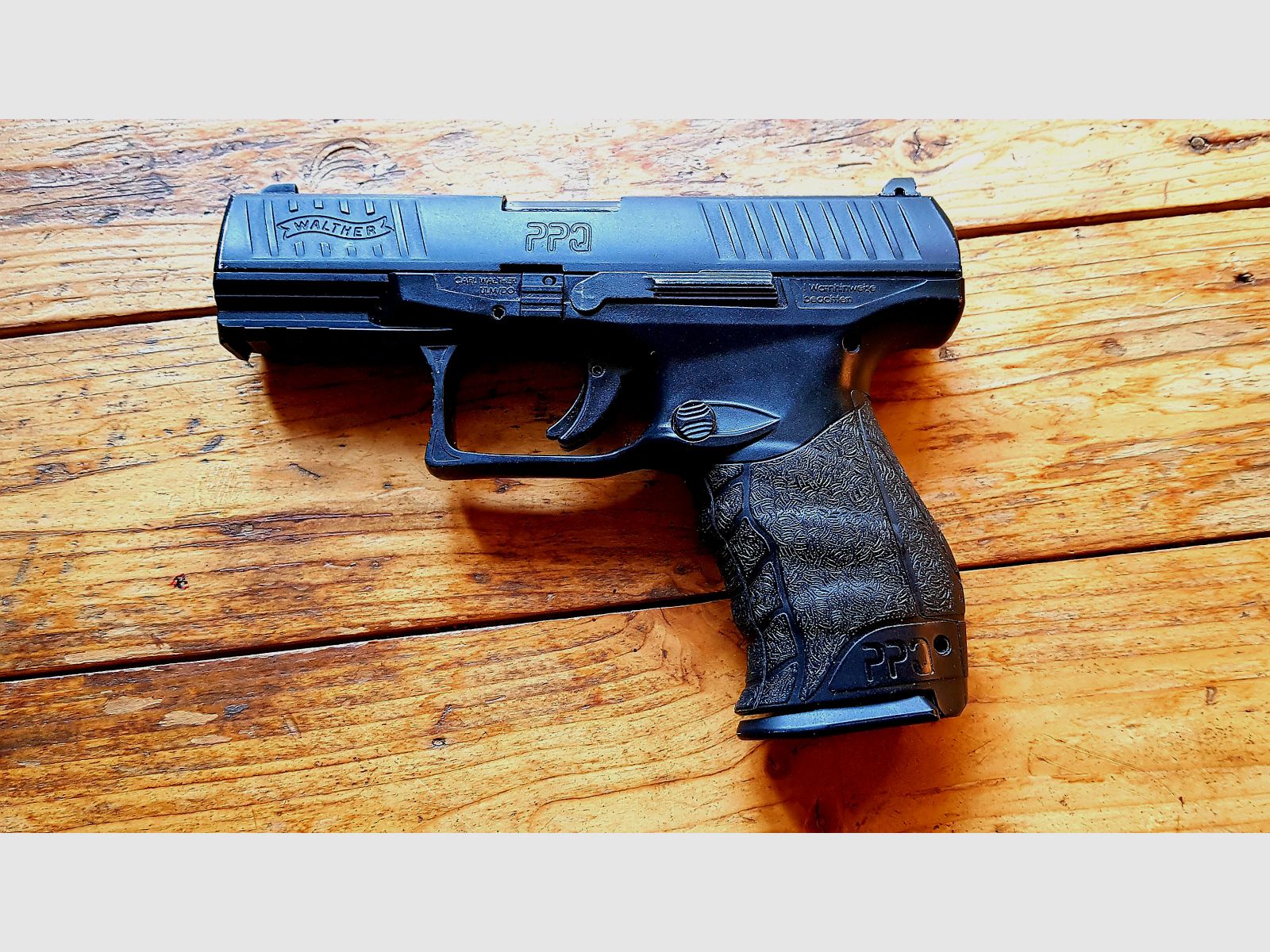 Softair Pistole Walter PPQ mit Blowback.