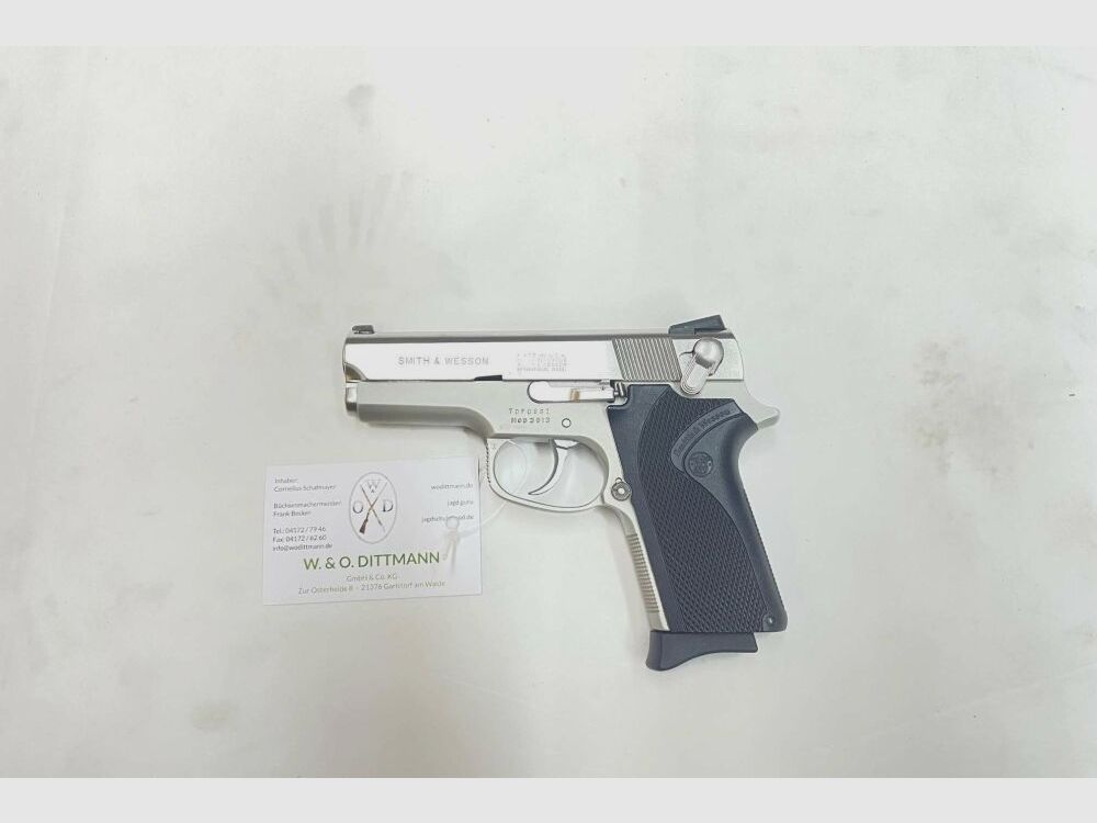 Smith & Wesson - 9mmLuger