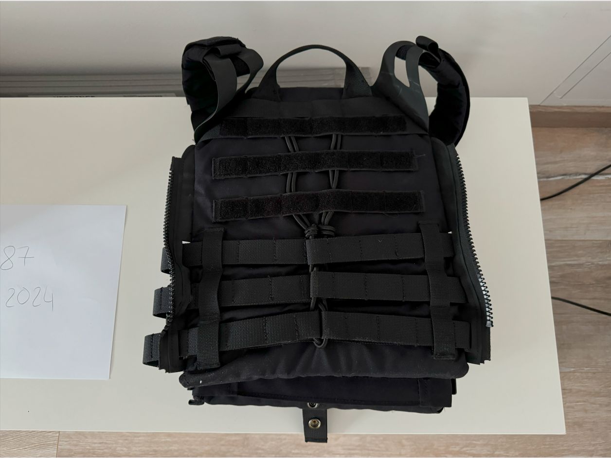 Tactical Vest RUSH 2.0 + Dummy Platten + Magpouch - Schwarz