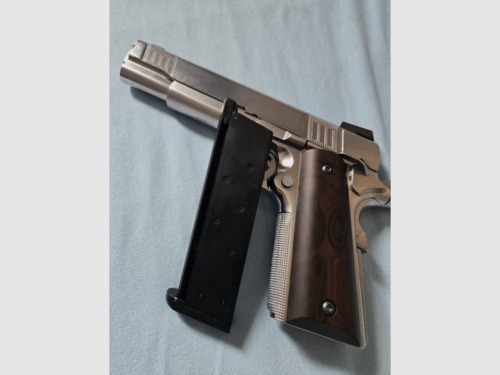 Airsoft AW Custom NE3001 M1911 GBB 6mm BBs