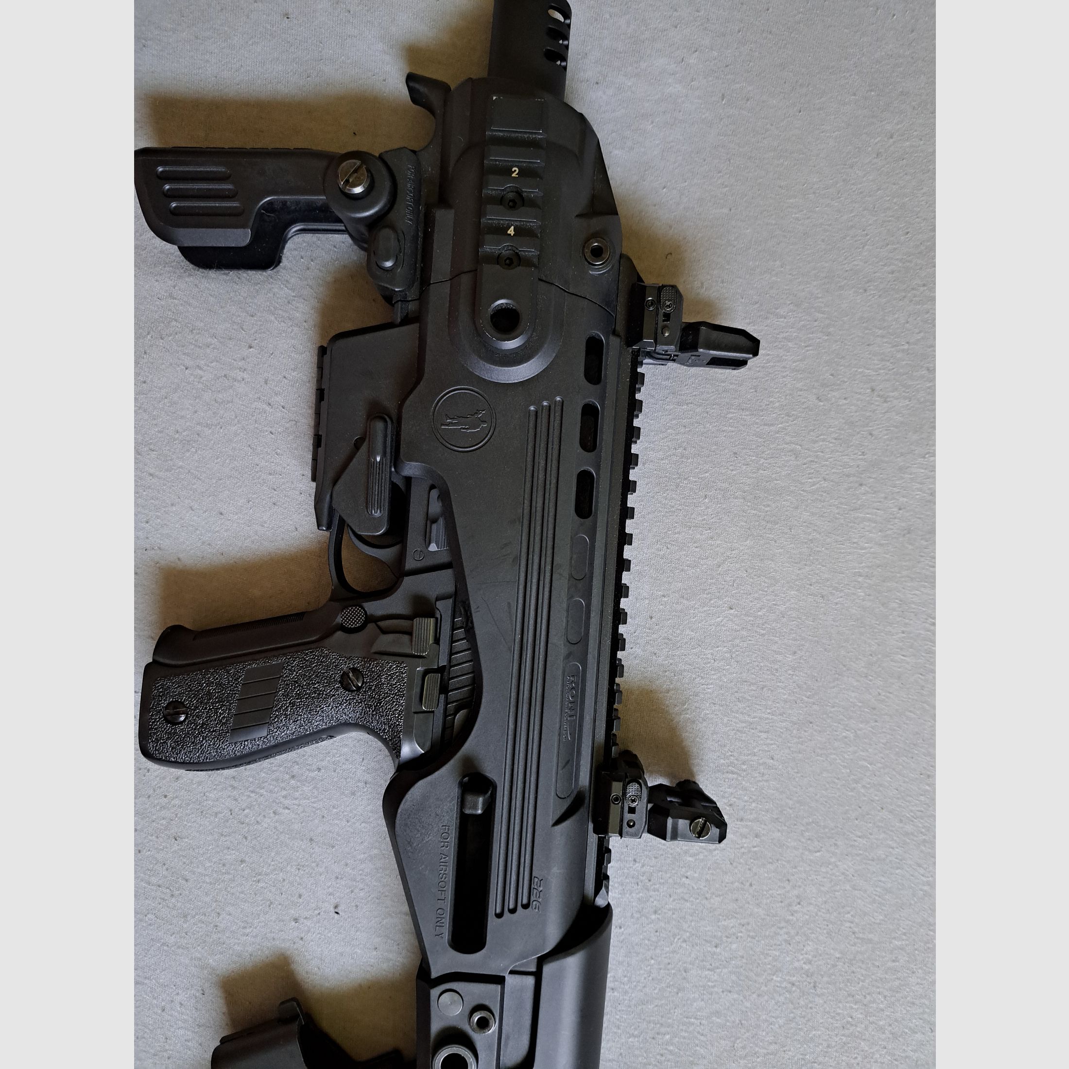 WE P226 GBB mit Carabine Kit