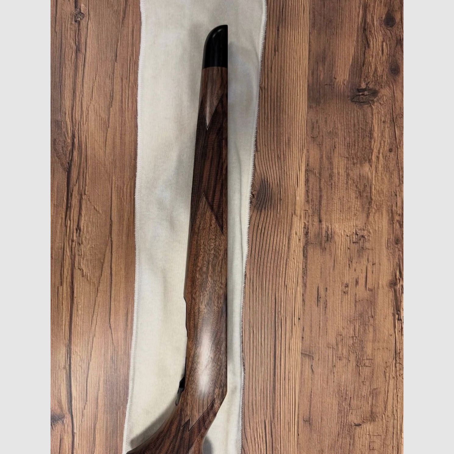 Blaser R8 wooden stock with adjustable cheekpiece (right-handed) OBO