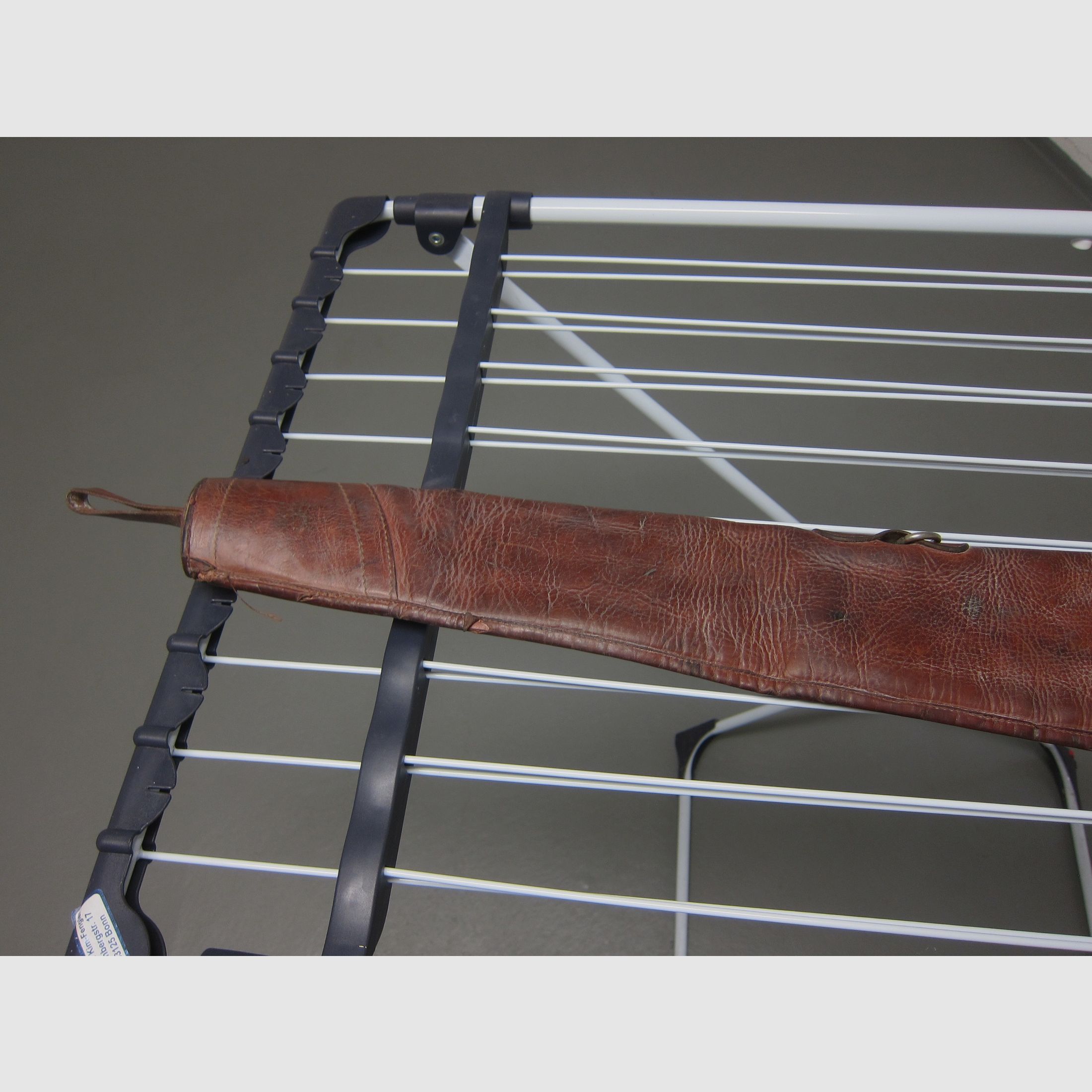 ancien étui en cuir