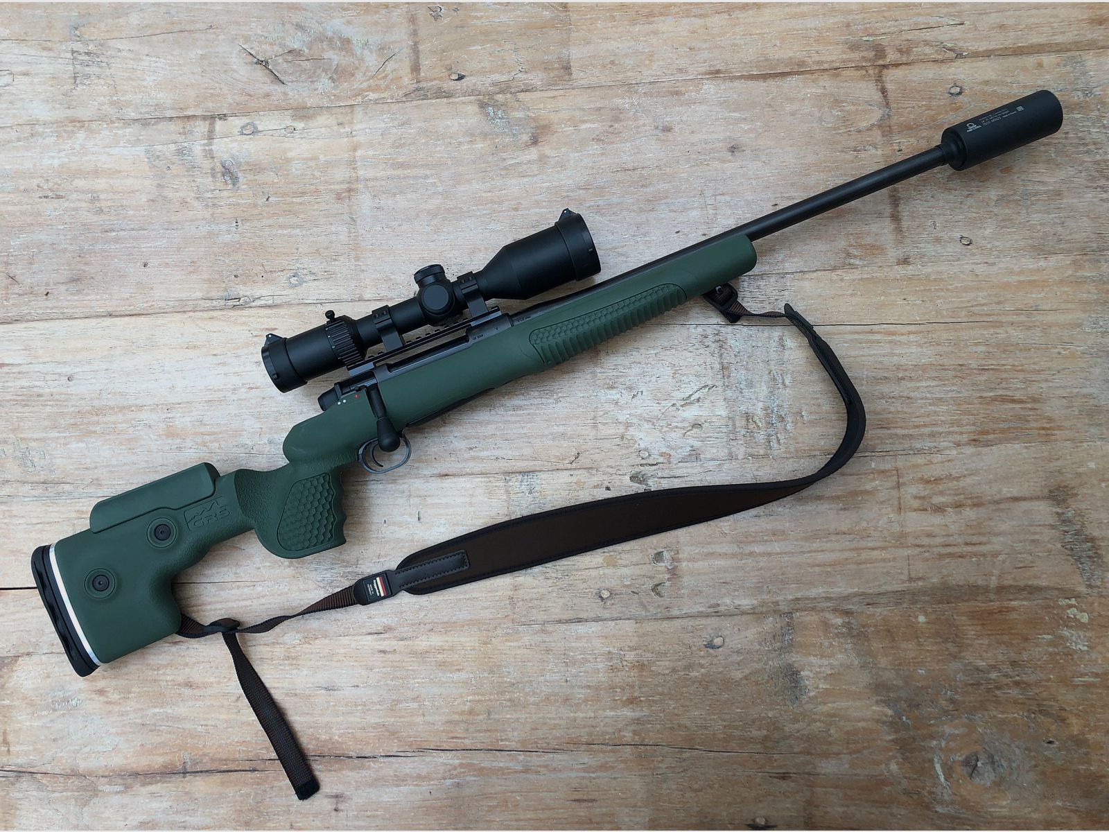 Absolut neuwertig - frisch aus dem Laden: Mauser M18 Fenris .223 Rem mit Optik und Schalldämpfer 