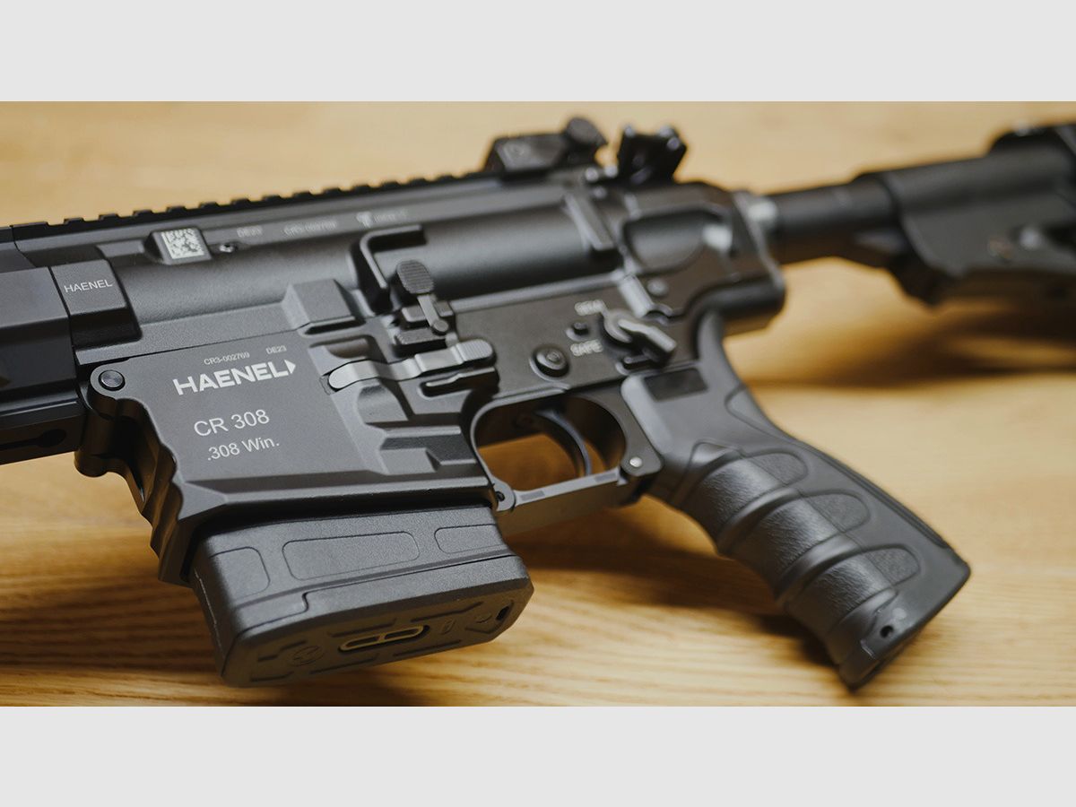 AR-10 Haenel CR308 16,65" / Matchtrekker / Ase Utra SL5i demper / Borelock rem