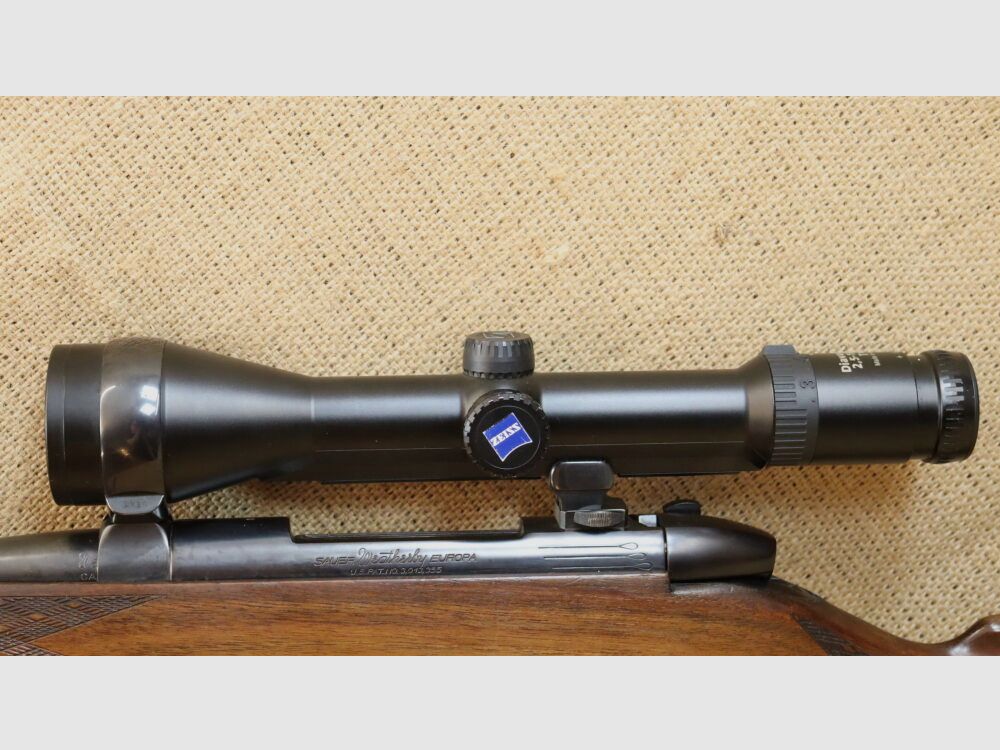 Sauer Weatherby Europa 8x68S incluye Zeiss Diavari 2,5-10x50 T, Abs. 4 punto iluminado
