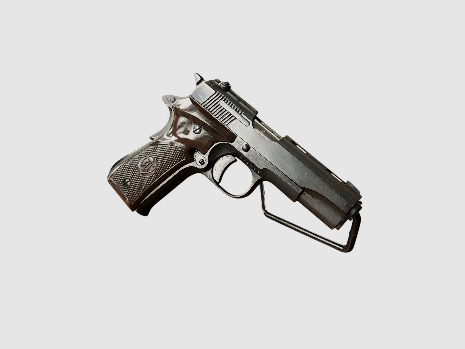 Pistola Llama calibre 7,65 mm Browning | Clon español del 1911, imagen 2 de 6