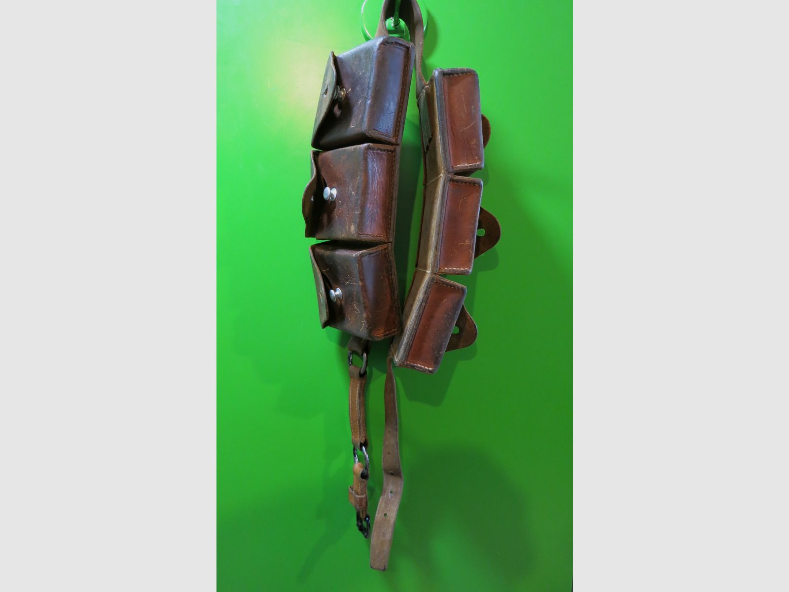 Storica borsa per cartucce in pelle da cavalleria 6-Pack dell'esercito svizzero Schmidt Rubin K11 / K31