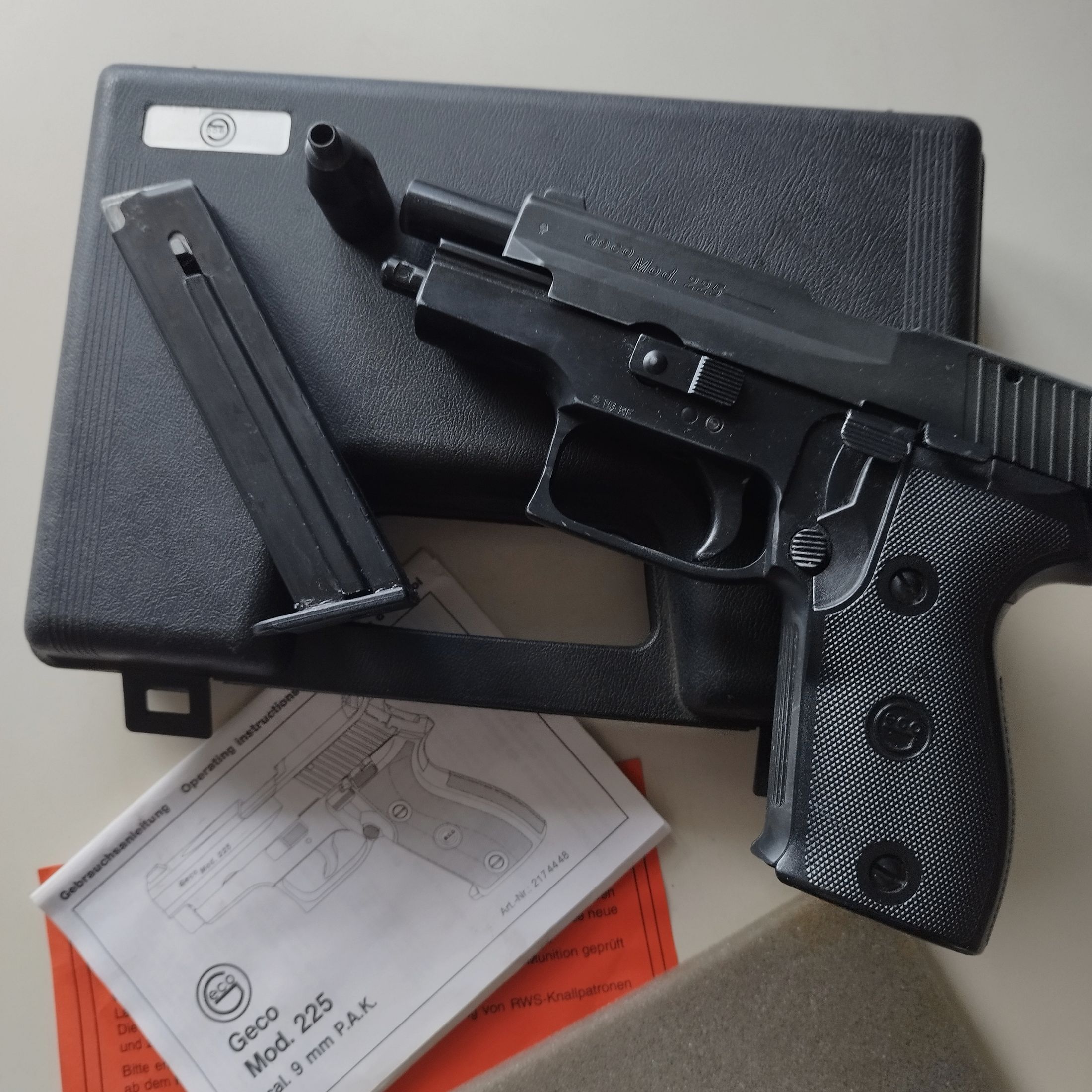 Geco Mod. 225 - 9mm P.A.K. - SRS pistol with box PTB