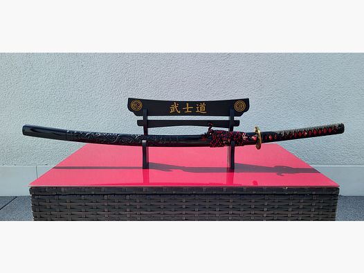 Katana Toshiro Tenryu, schwarz, mit eingraviertem Drachen auf Saya