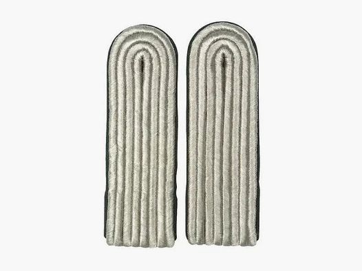 NVA naramienniki oficerów z ciemnozielonym obszyciem