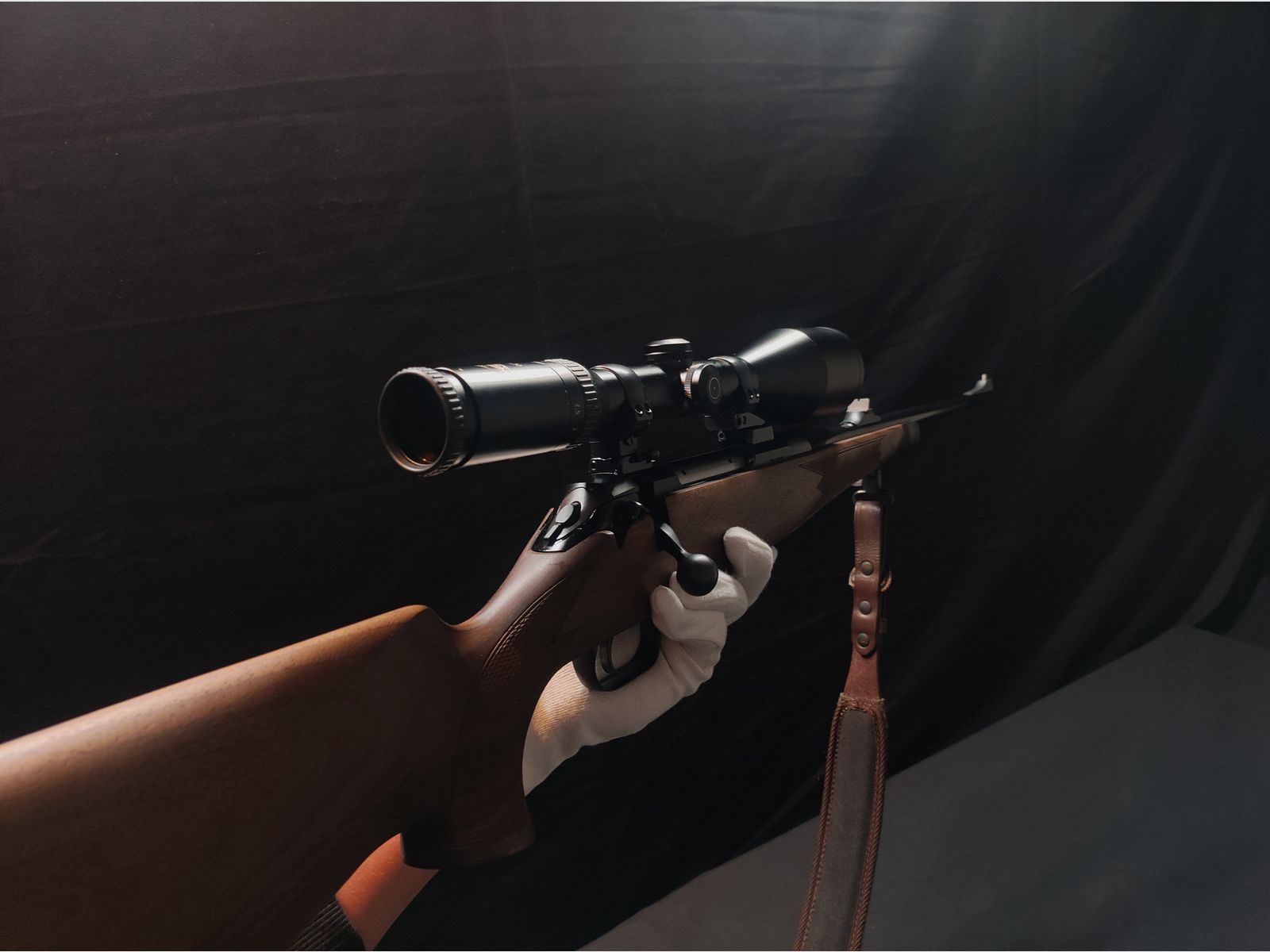 Mauser M94 repeating rifle - .30-06 - Schmidt & Bender 2.5–10x56 - Like new - incl. 183 rounds of ammunition