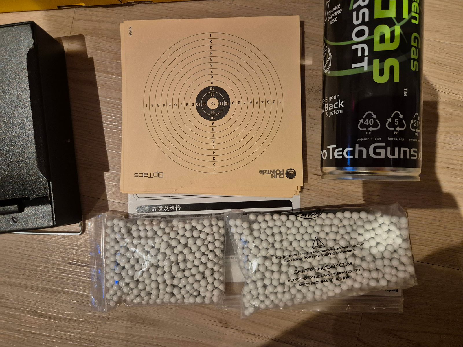 1911 Full Metal Gas Blowback 1.2 Joule with accessories