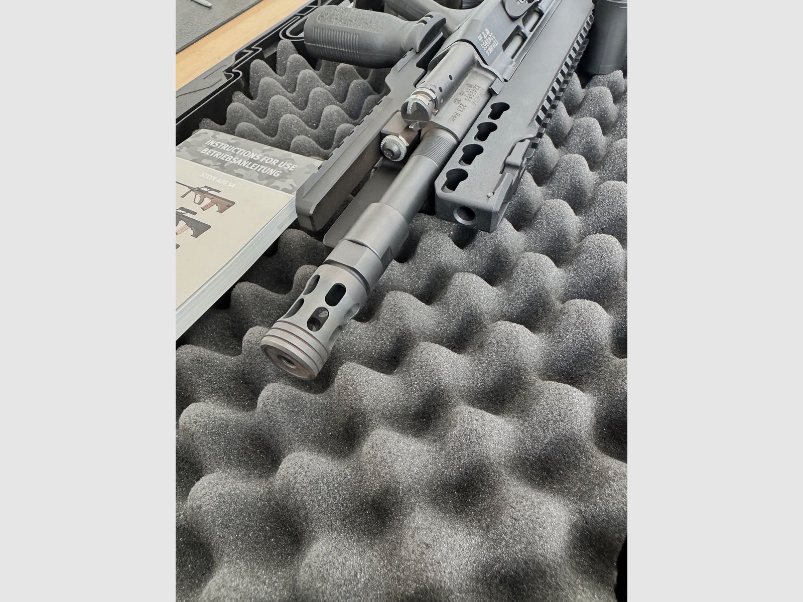 Steyr AUG-Z A3 S.W.A.T. inkl EOTECH XPS2-0 & Streamlight TLR RM2, zdjęcie 15 z 20