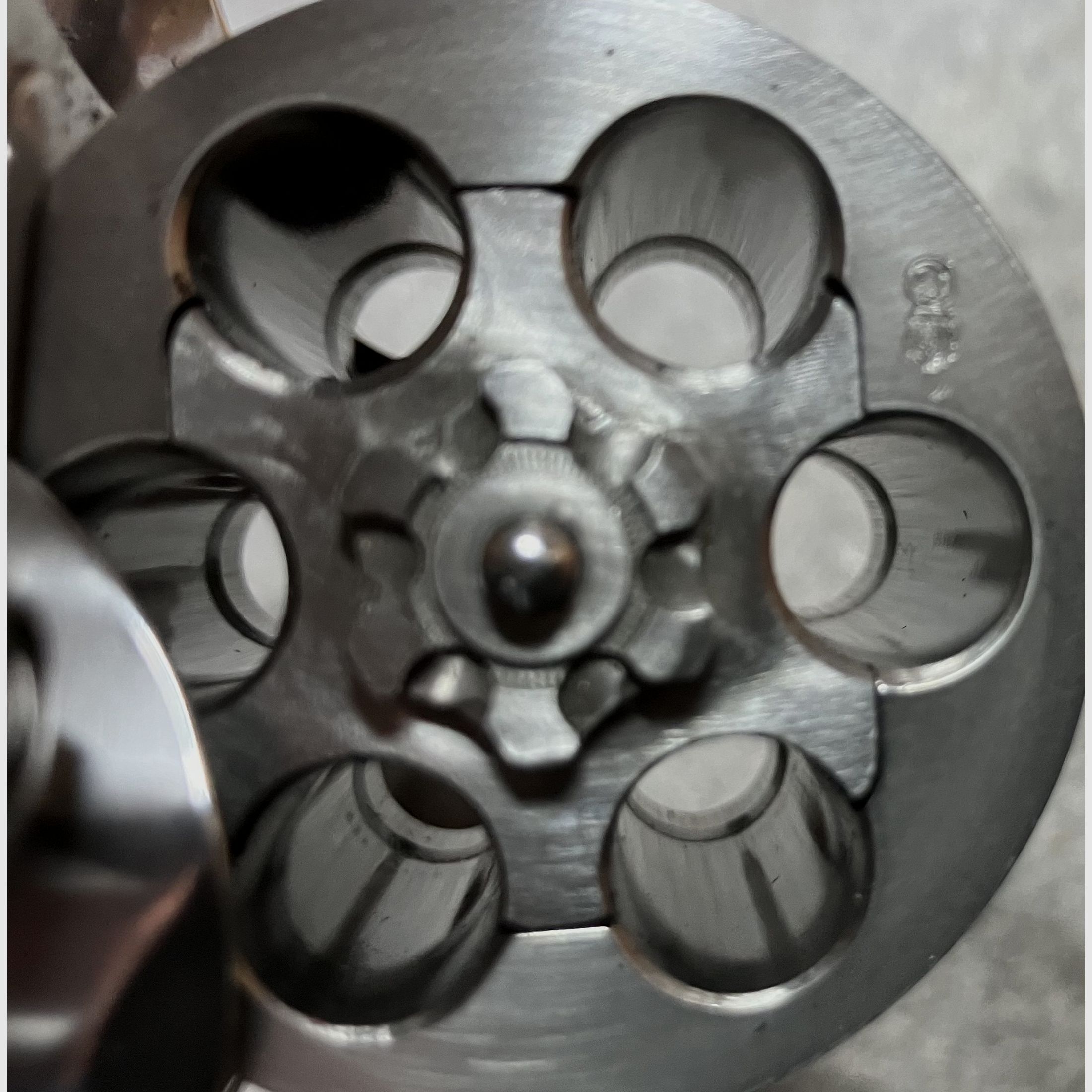 S&W 627 5" Performance Center .357Mag acciaio inossidabile 6 colpi