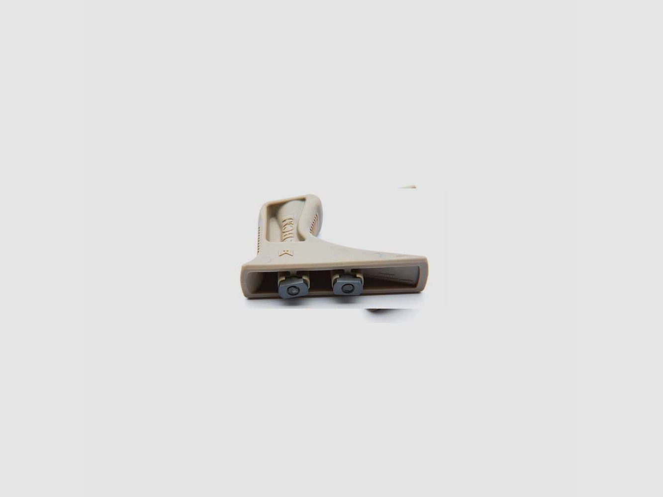 BRAVO COMPANY BCMGUNFIGHTER KAG Angled Grip M-LOK FDE