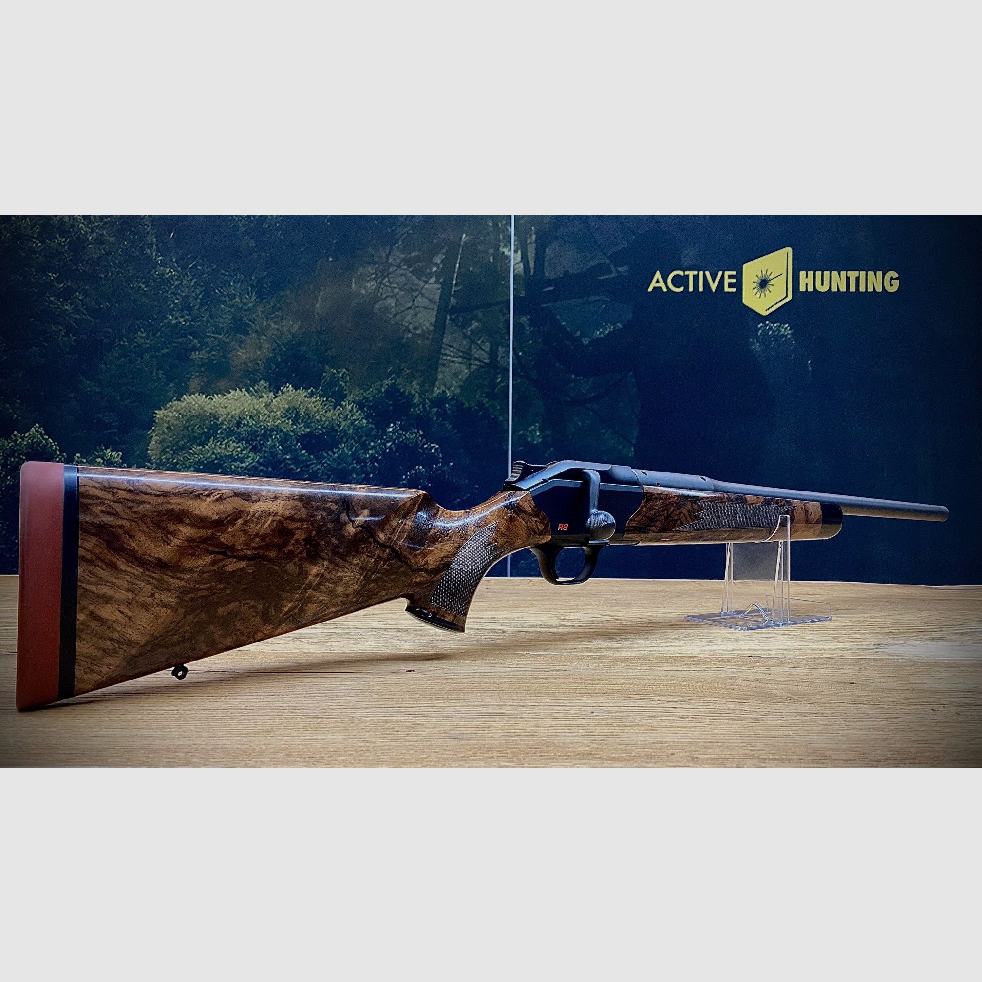 Blaser R8 mit Safari-Schaft / 52cm SW Lauf .308 / Holzklasse 7 / Rote Schaftkappe / Finanzierung möglich!