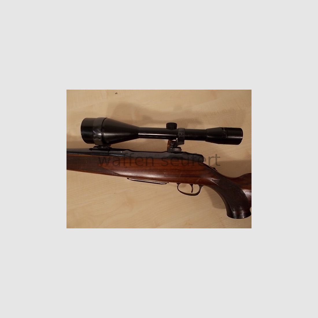 Sauer 80 con Kahles 8x56A4 y SWM