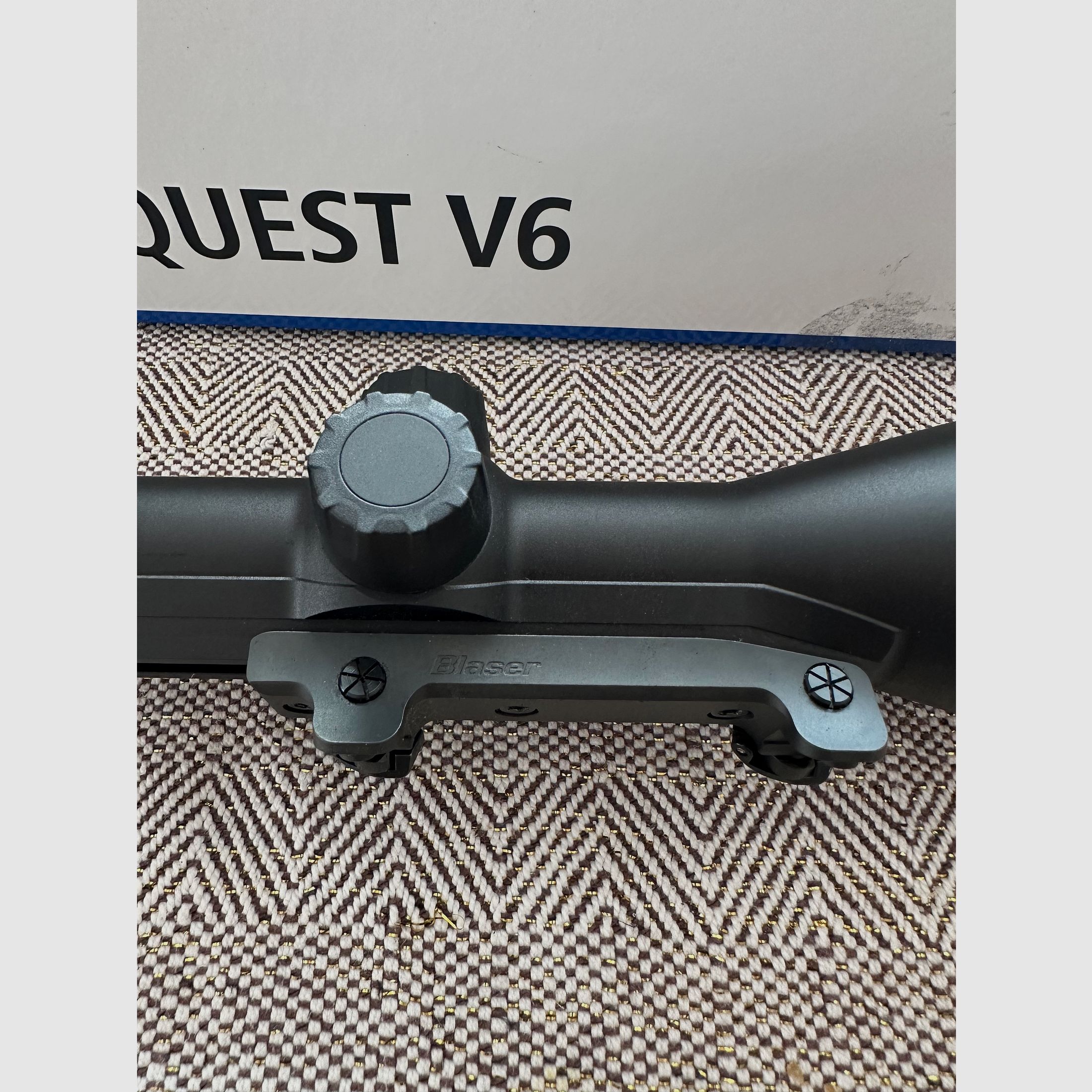 Zeiss Conquest V6 2-12x50 M con guida - come nuovo e ben curato