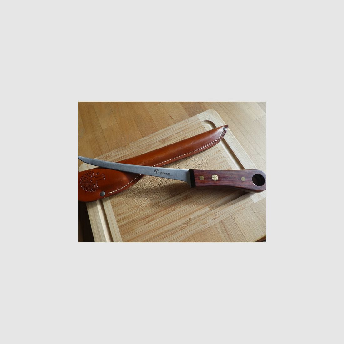 Angler u. Fischermesser,rostfrei 4043 Stahl, ovp u.Lederscheide,Neuwertig