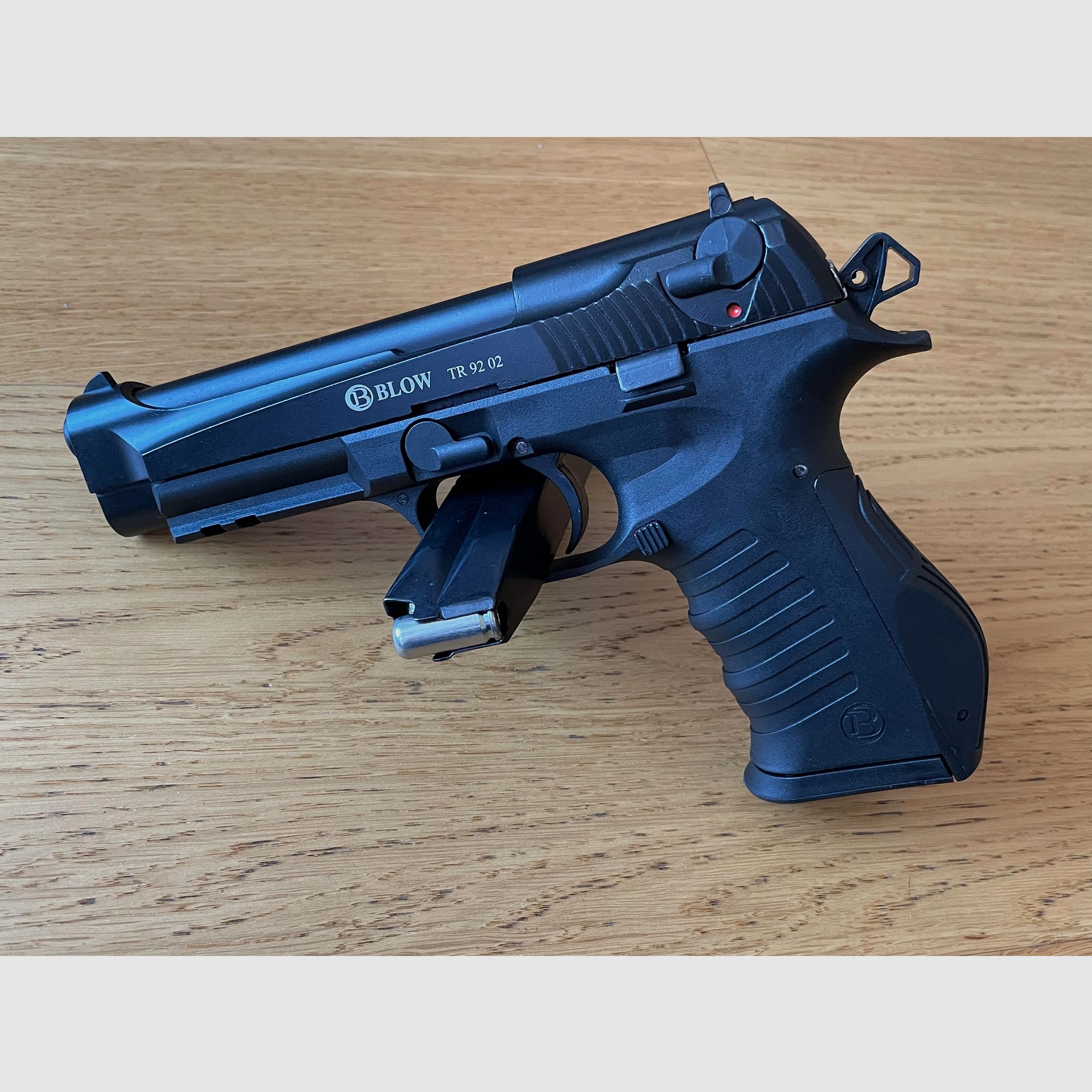BLOW TR92 02 9mm P.A.K. | Beretta 92 / M9 Réplica - Blank / Schreckschuss - Neu / New - EU Versand / EU Shipping