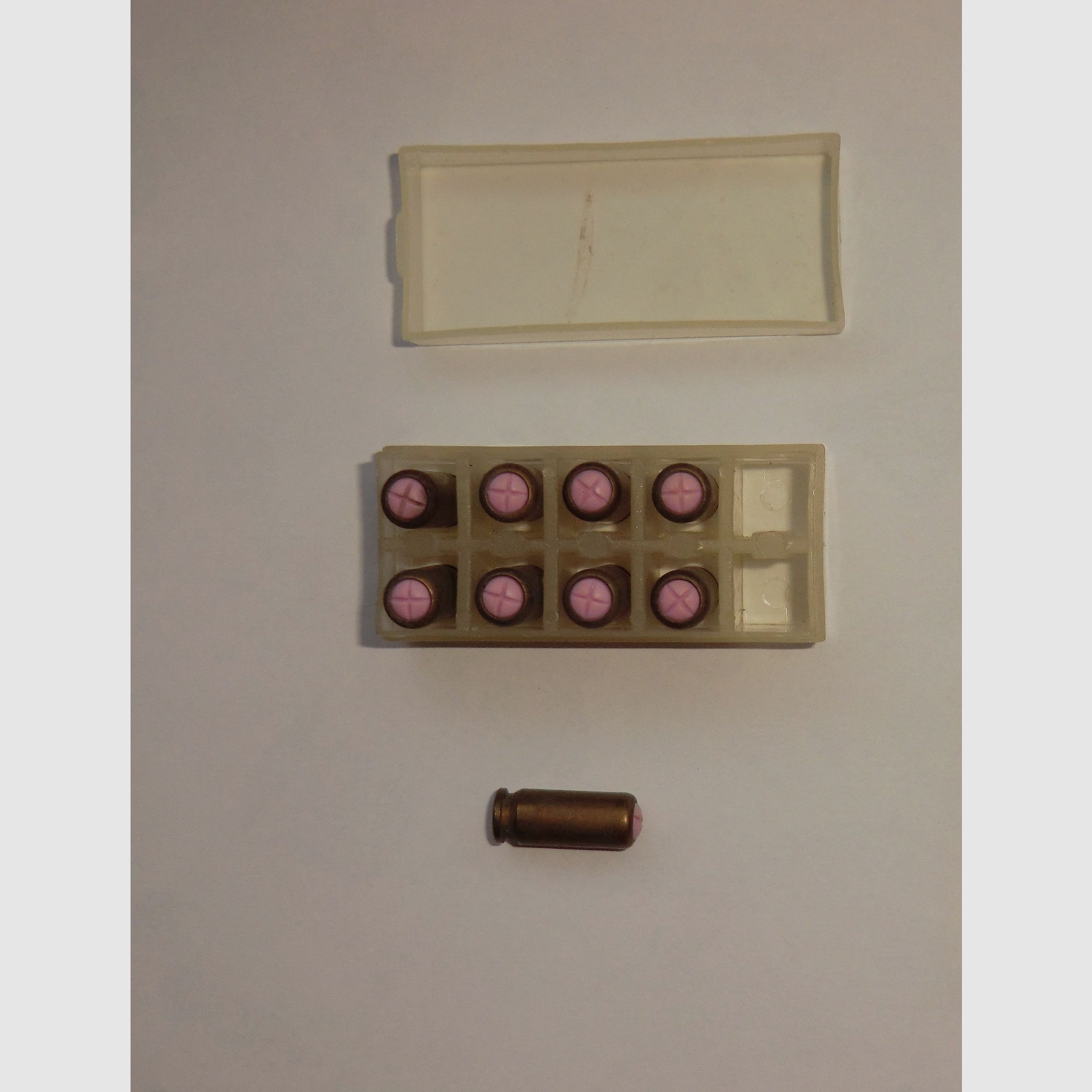 9x Pfeffer / Reizstoff Patronen 8mm für Pistolen
