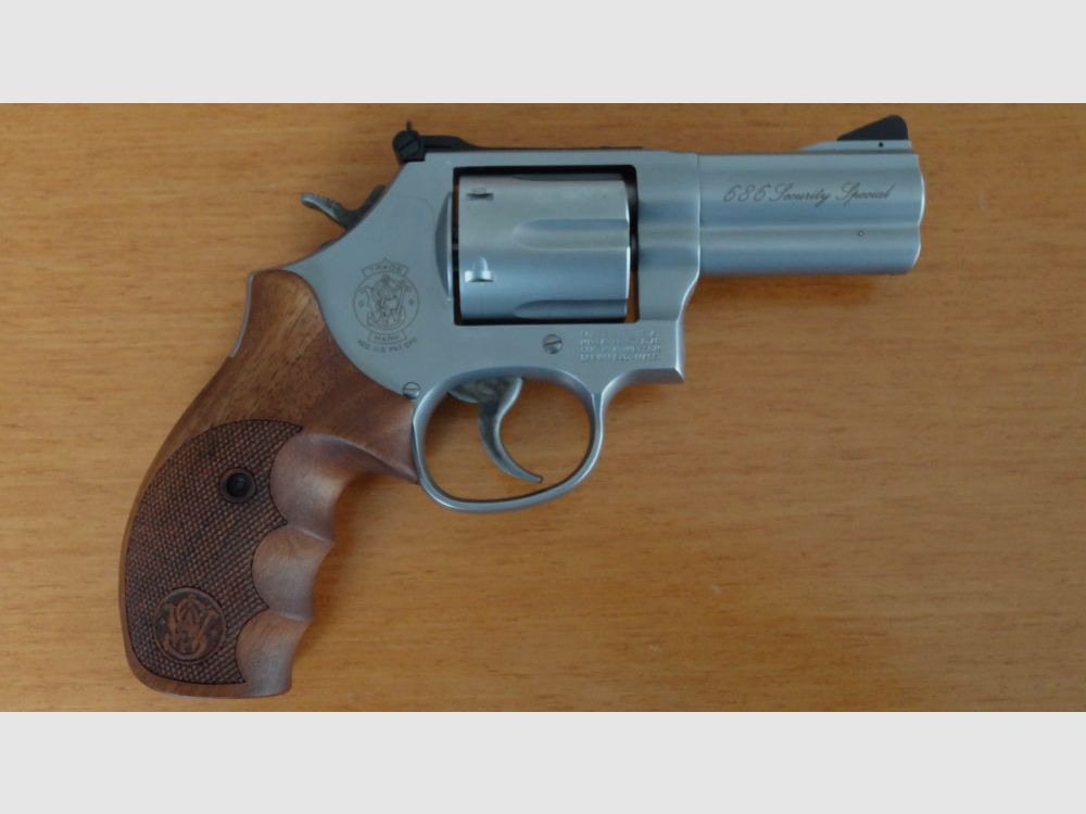 Smith & Wesson S&W REVOLVER: 686 .357 MAGNUM SECURITY SPECIAL 3" BARREL