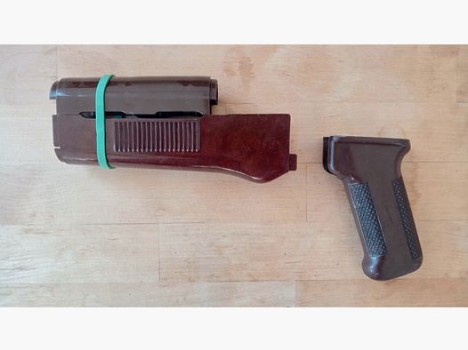 Protezione originale DDR + impugnatura per pistola / Bakelite e plastica NVA // MPi-74 / MPi-K / AKM / AK