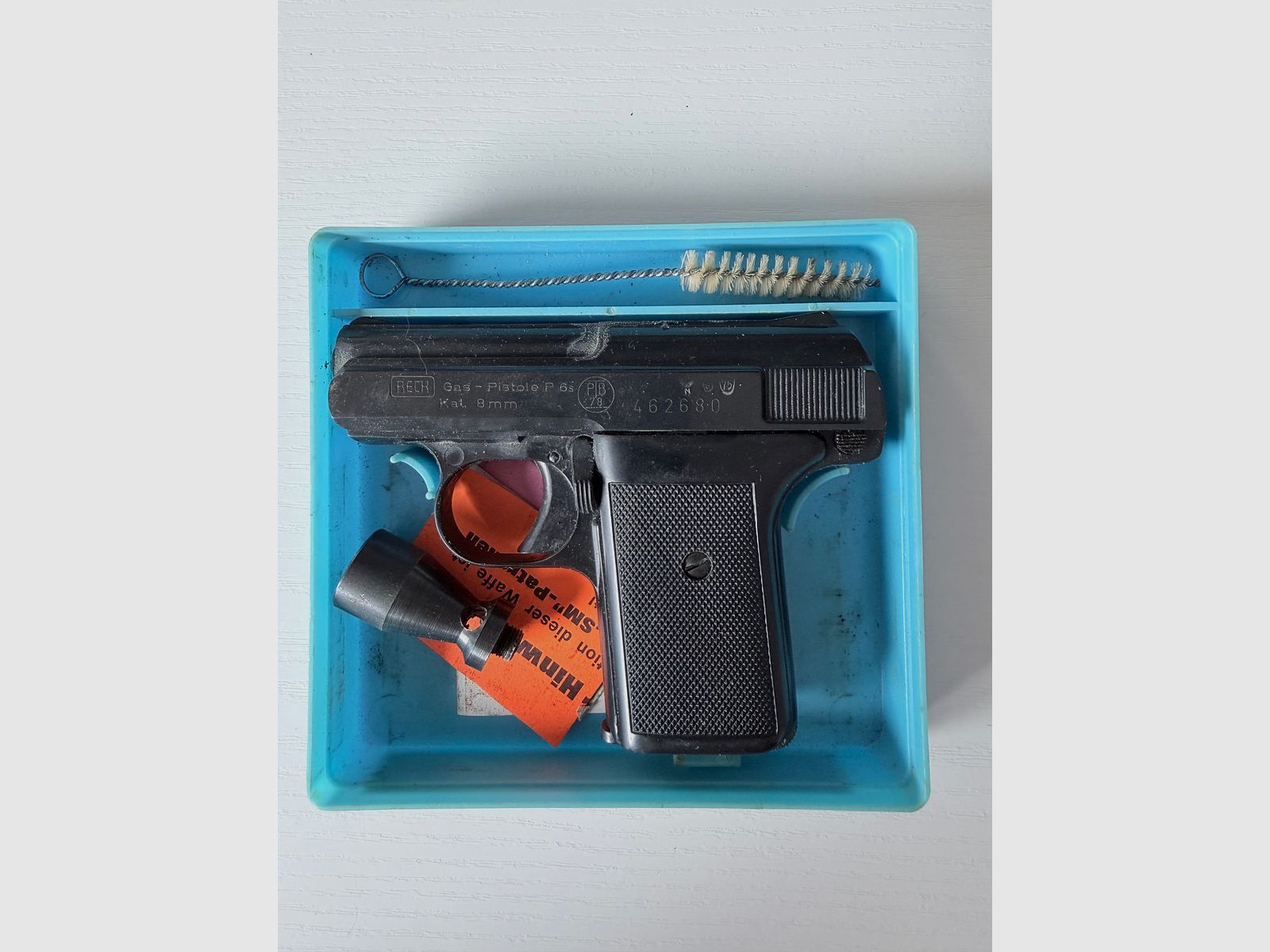 Reck P 6 S 8mm Knall- und Gaspistole mit Abschussbecher in OVP Sammlerstück