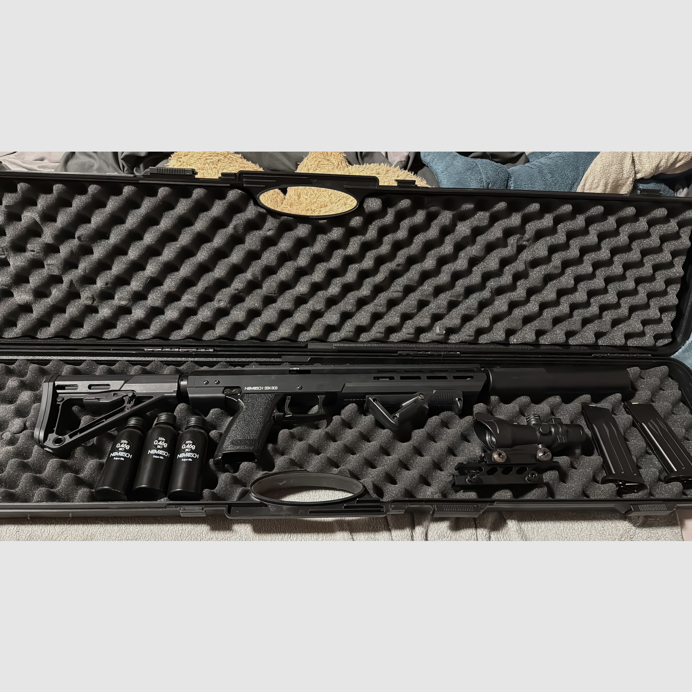 Airsoft Novritsch SSX303 + akcesoria