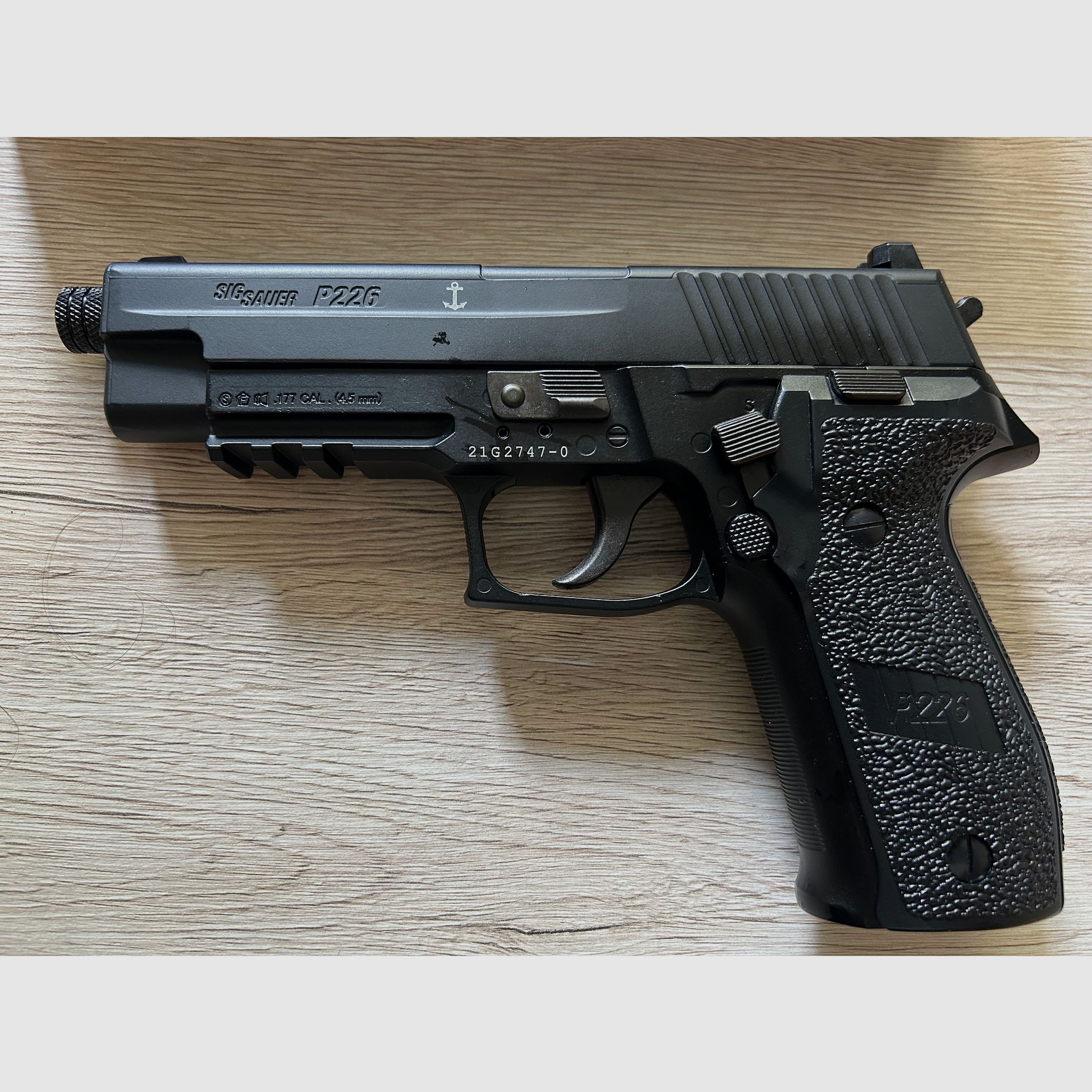 Sig Sauer P226 CO2 Pistole 4,5mm Diabolo BlowBack