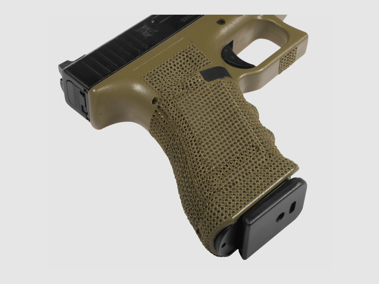 P06 GBB Airsoft Pistole in Oliv | Delta Armory