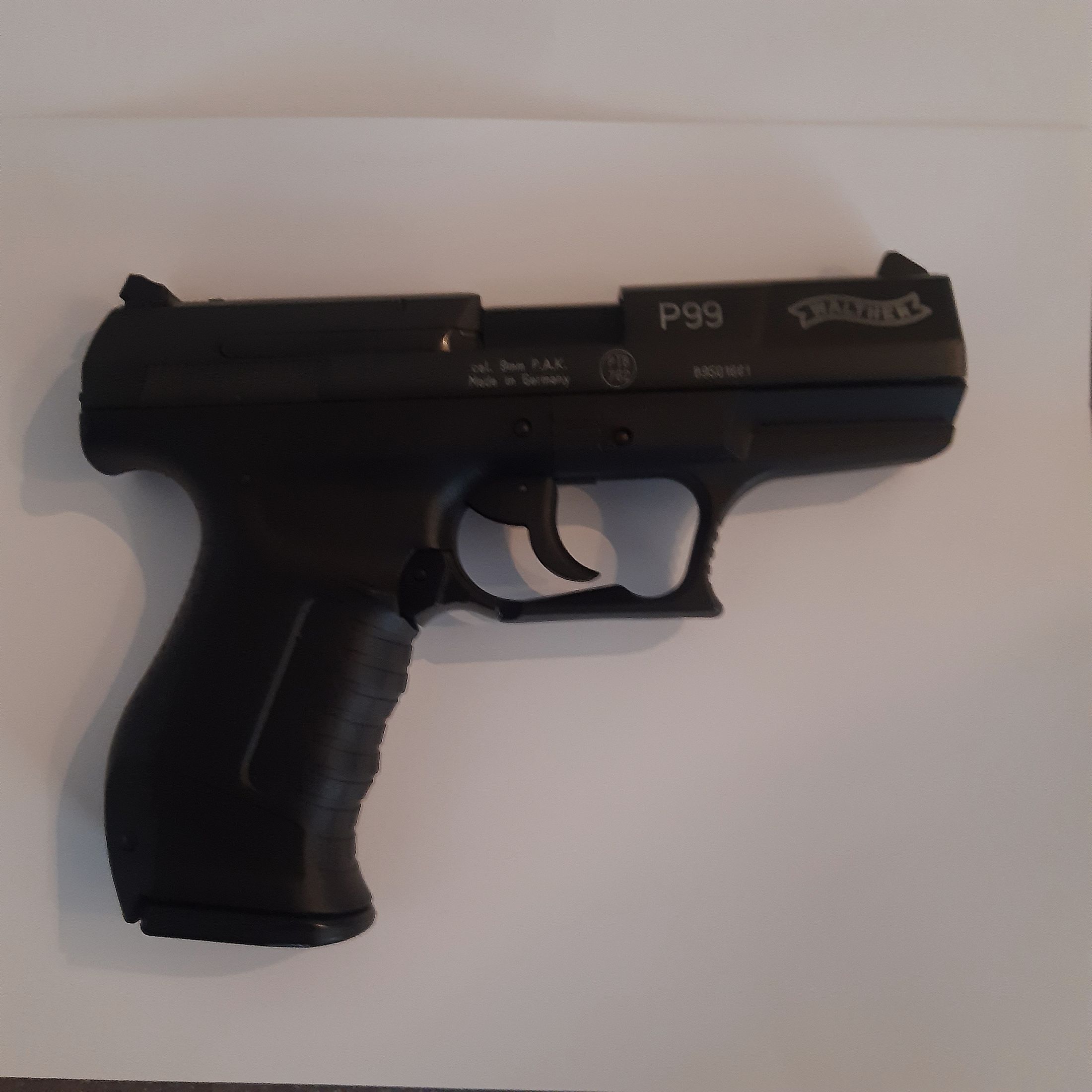 Verkaufe Walther P99 Schreckschusspistole