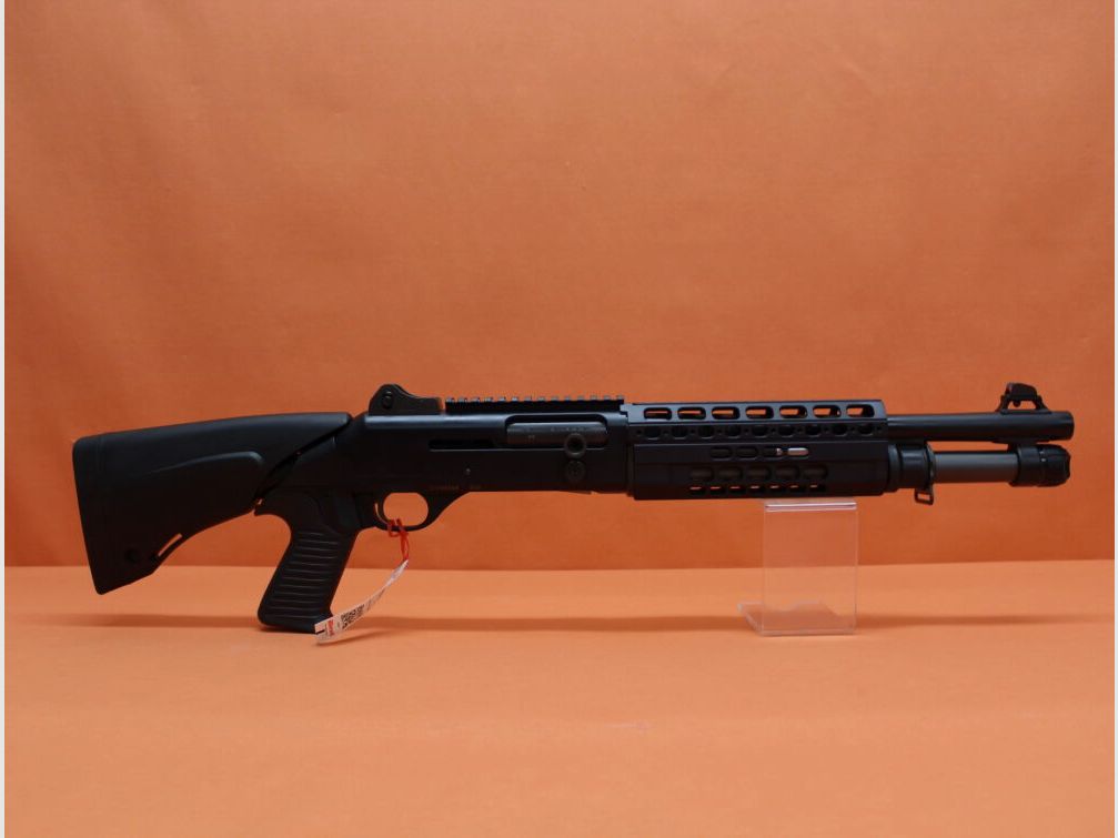 Benelli Ha.Flinte 12/76 Benelli M4 A1 TS Zwart 14" Loop/ Multichoke/ Telescoop-schaft/ Picatinny (M4T-PRO)