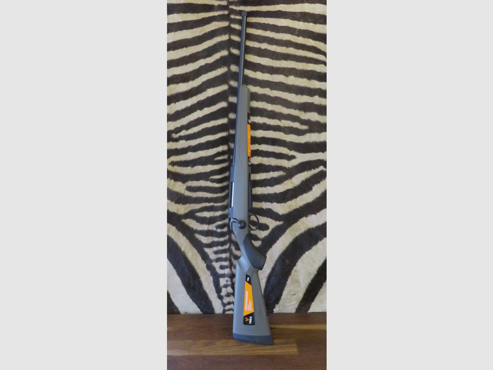 TIKKA T3X Lite OD Green Repetierbüchse .30-06 Lauf 51 cm gewinde mit Montage, Bild 1 von 9