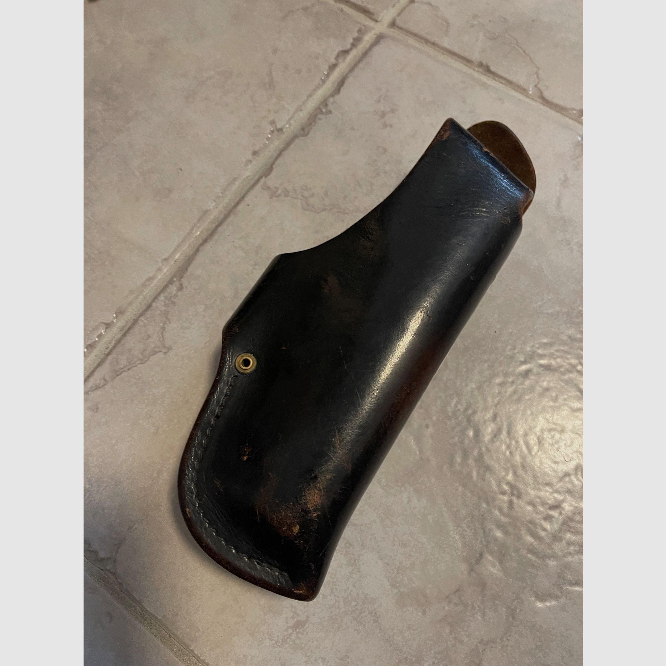 Leder Hoster P8, Bild 1 von 3